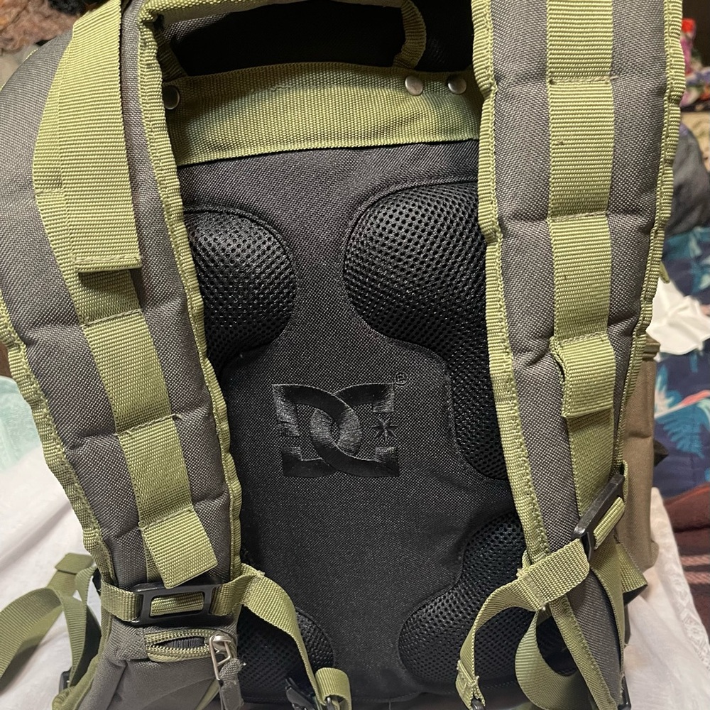 DC Men's Olive Backpack - Picture 5 of 10